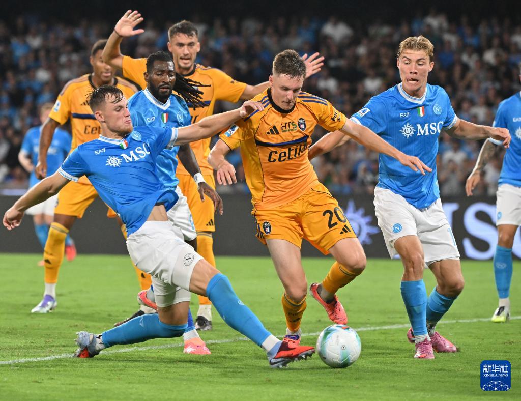 AA, 那不勒斯队, msn