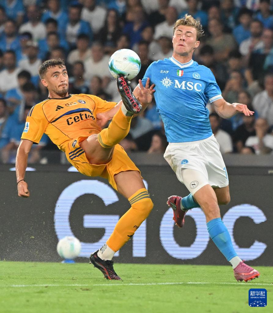 赛季意大利, 佐拉, AA