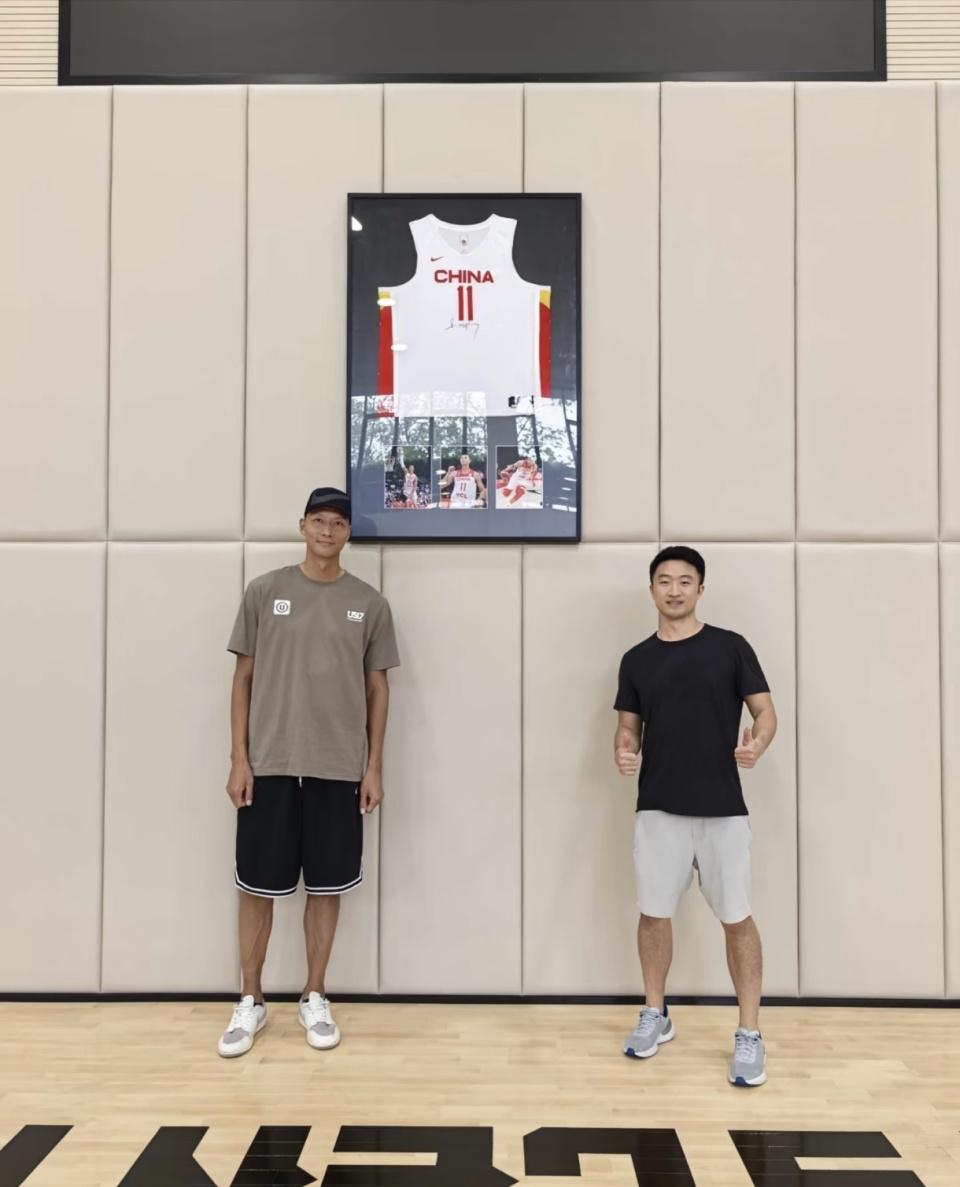 打了一会儿, src