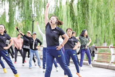 空气里混合, td, 有节奏地踏